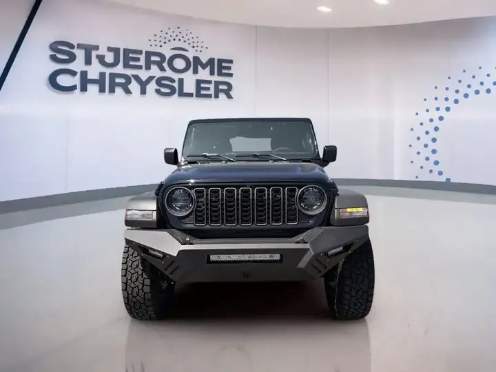 Jeep Wrangler 2026 photo 2