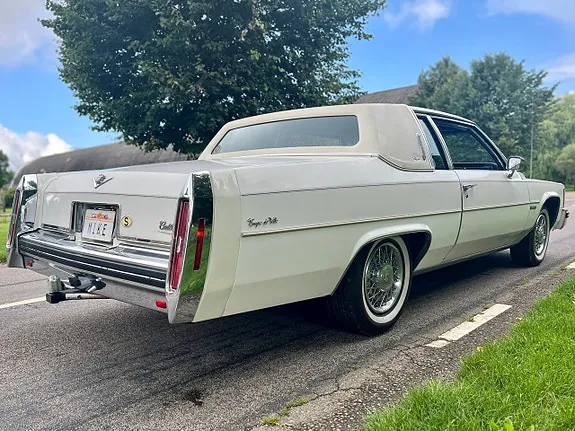 Cadillac Coupé Deville 1983 photo 5
