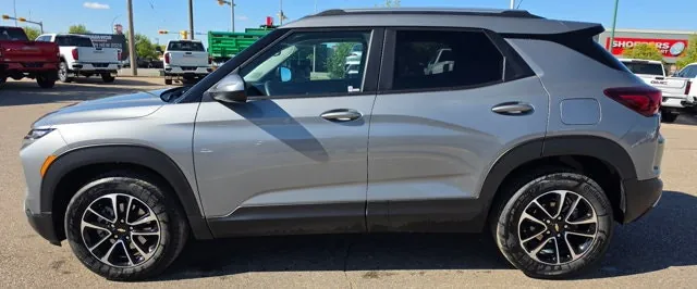 Chevrolet Trailblazer 2026 photo 2