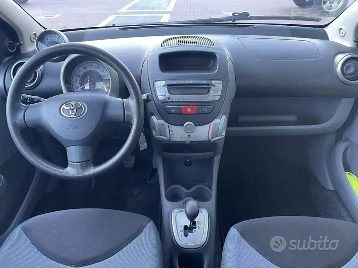 Toyota Aygo 2006 photo 2