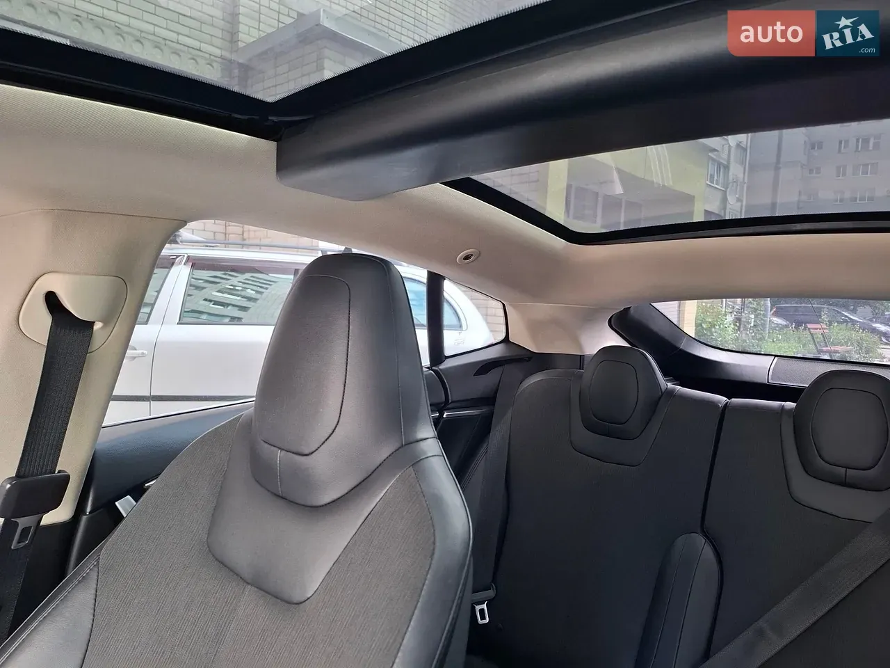 Tesla Model S 2014 photo 5