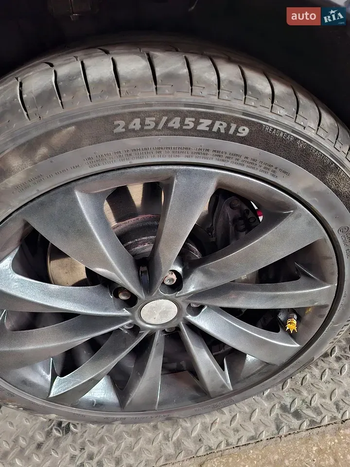 Tesla Model S 2014 photo 4