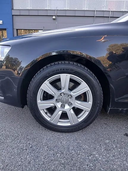 Audi A6 2010 photo 2