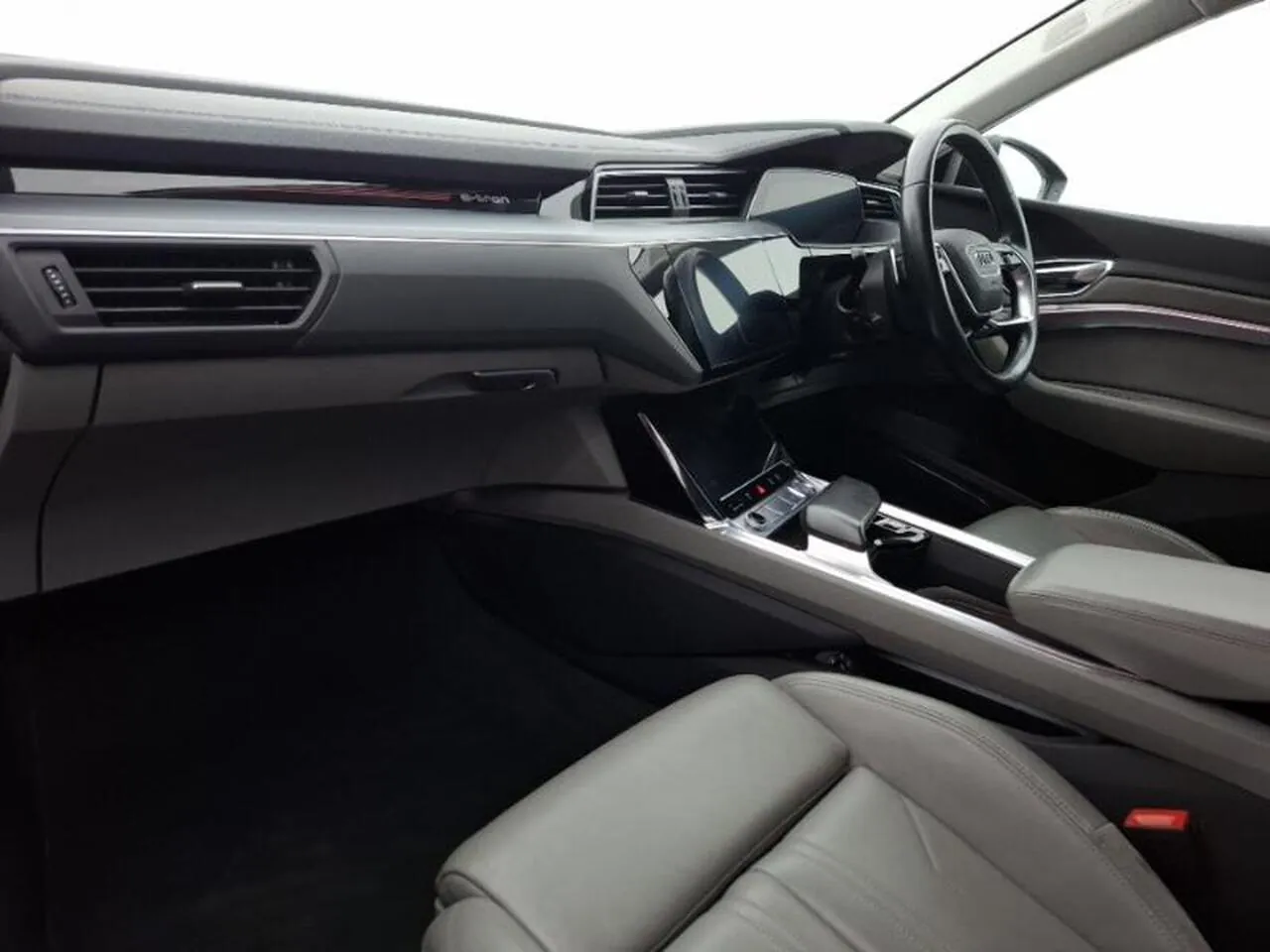 Audi E-Tron 2020 photo 5