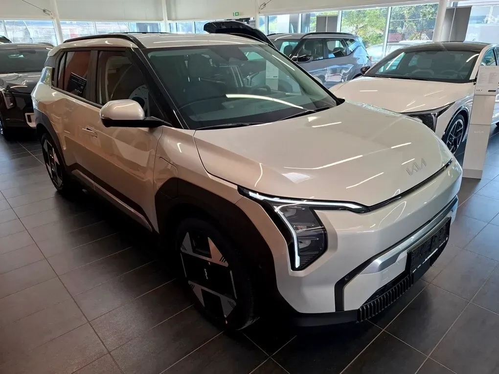 Kia Ev3 photo 2