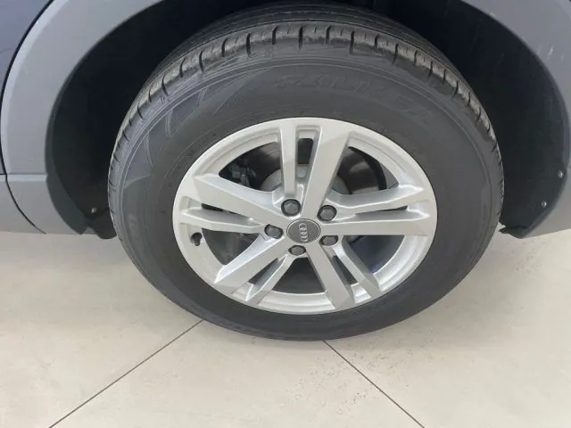 Audi Q3 2019 photo 4