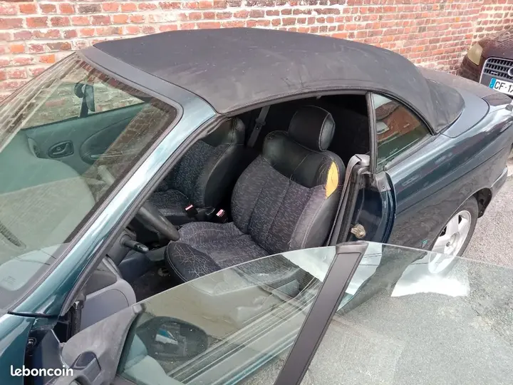 Renault Megane 2001 photo 3