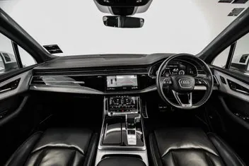 Audi Q7 2020 photo 4