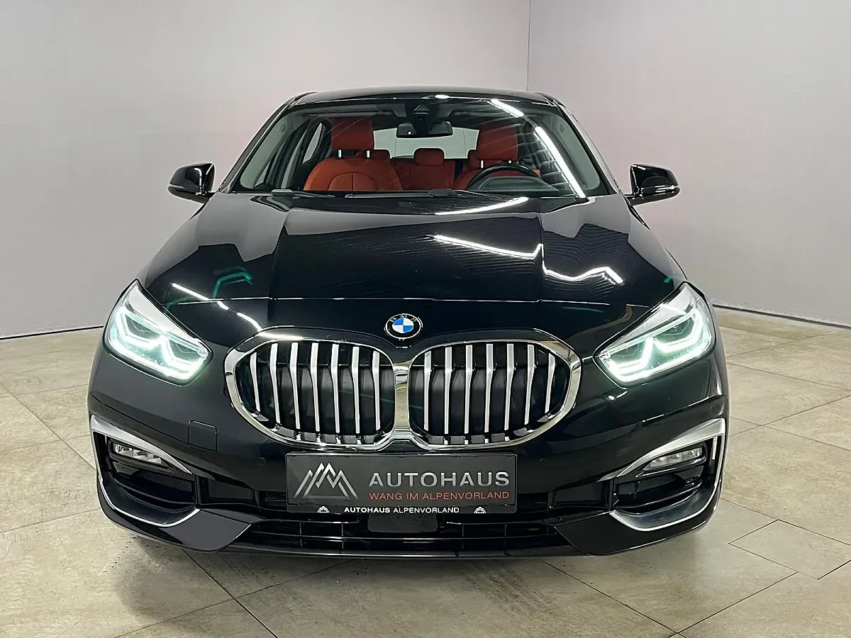 BMW 1 Series 2019 photo 3