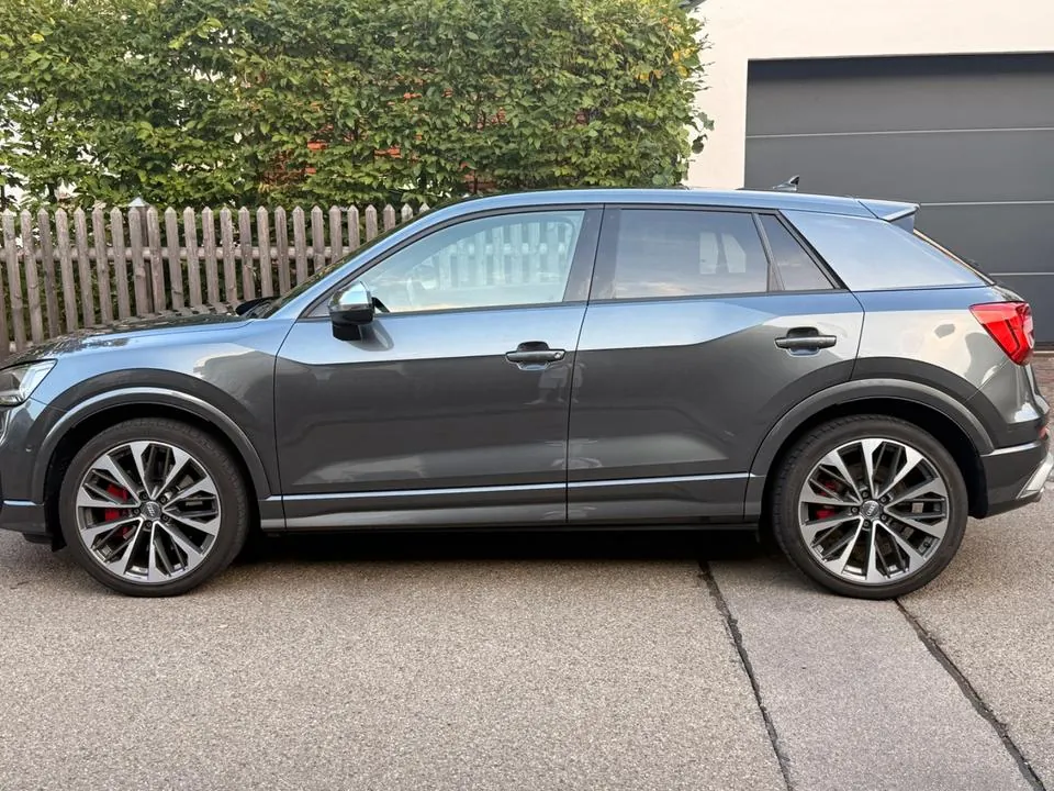 Audi Sq2