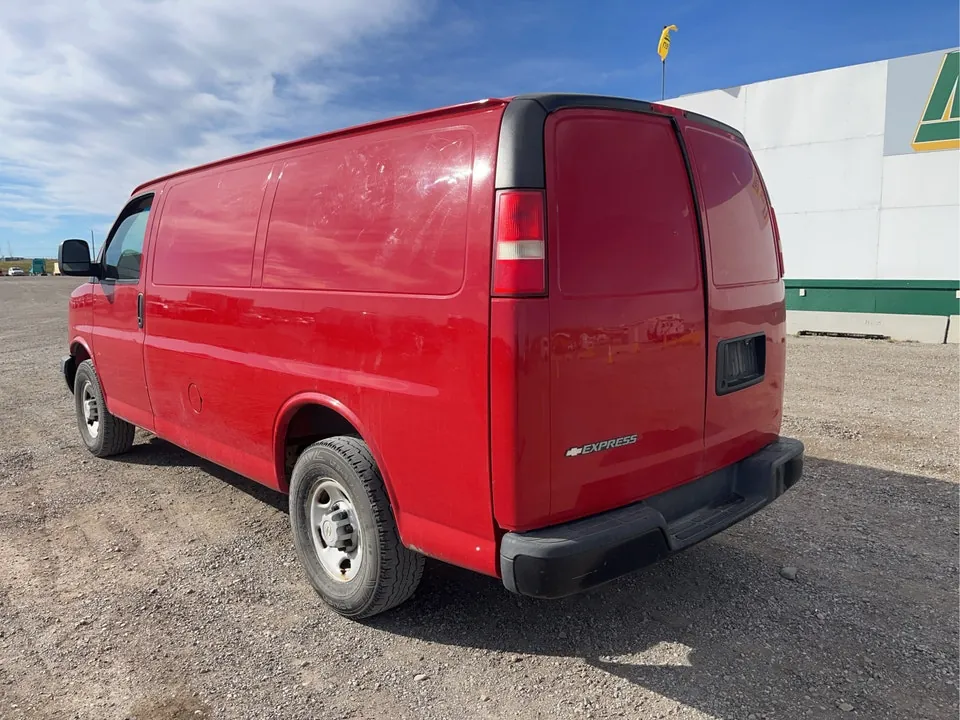Chevrolet Express 2009 photo 3