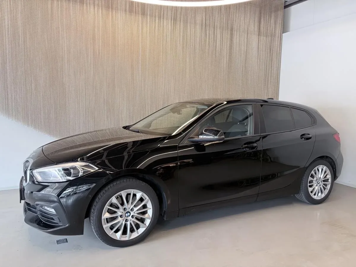 BMW 1 Series 2020 photo 3