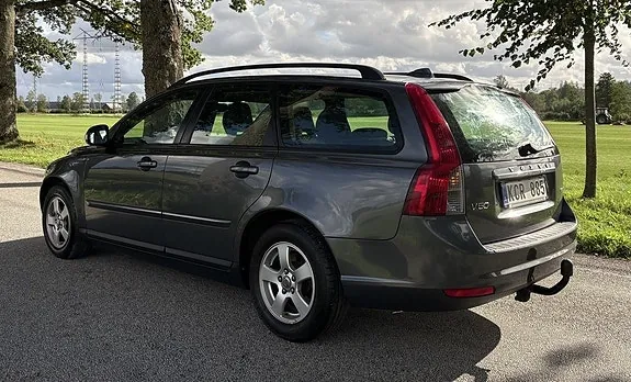 Volvo V50 2010 photo 3