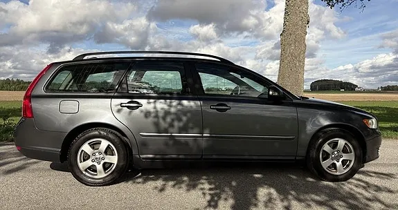 Volvo V50 2010 photo 4