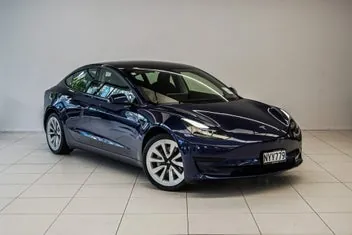 Tesla Model 3 2021 photo 2