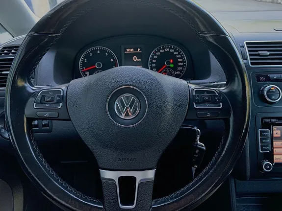 Volkswagen Touran 2015 photo 5