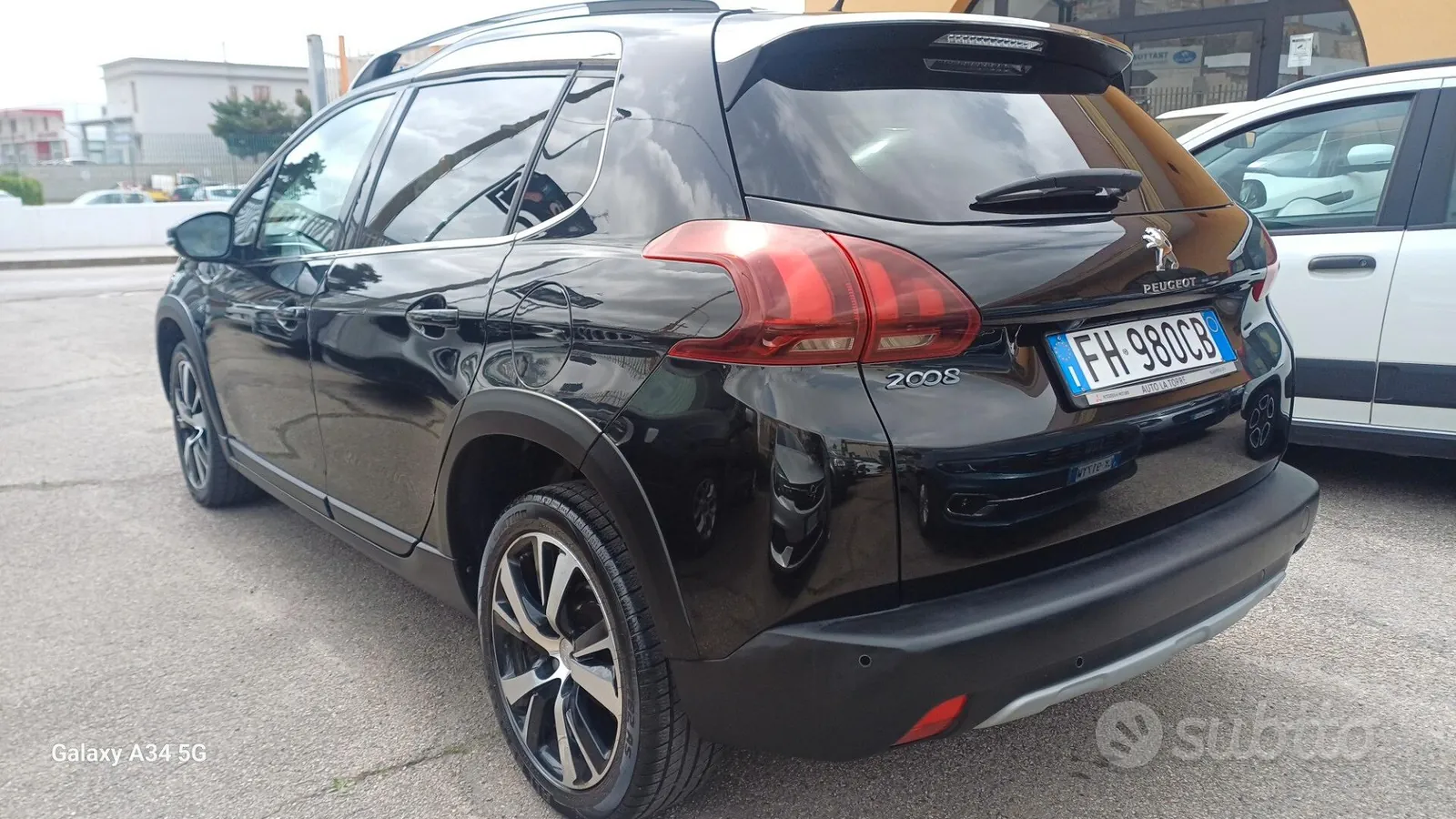 Peugeot 2008 2017 photo 3