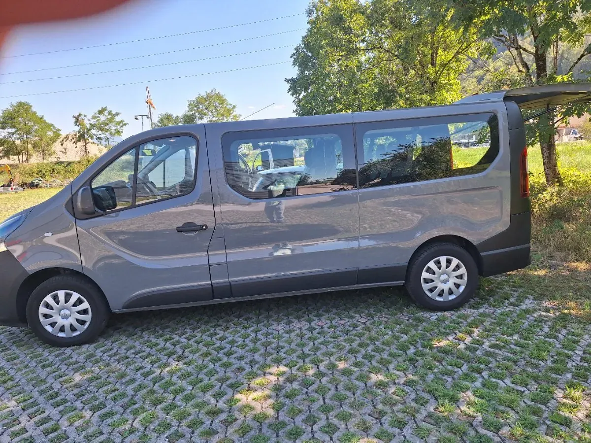 Opel Vivaro 2019 photo 3