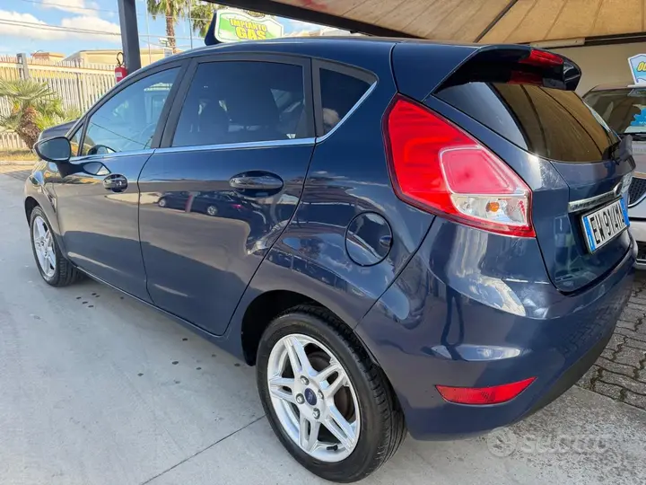 Ford Fiesta 2014 photo 3