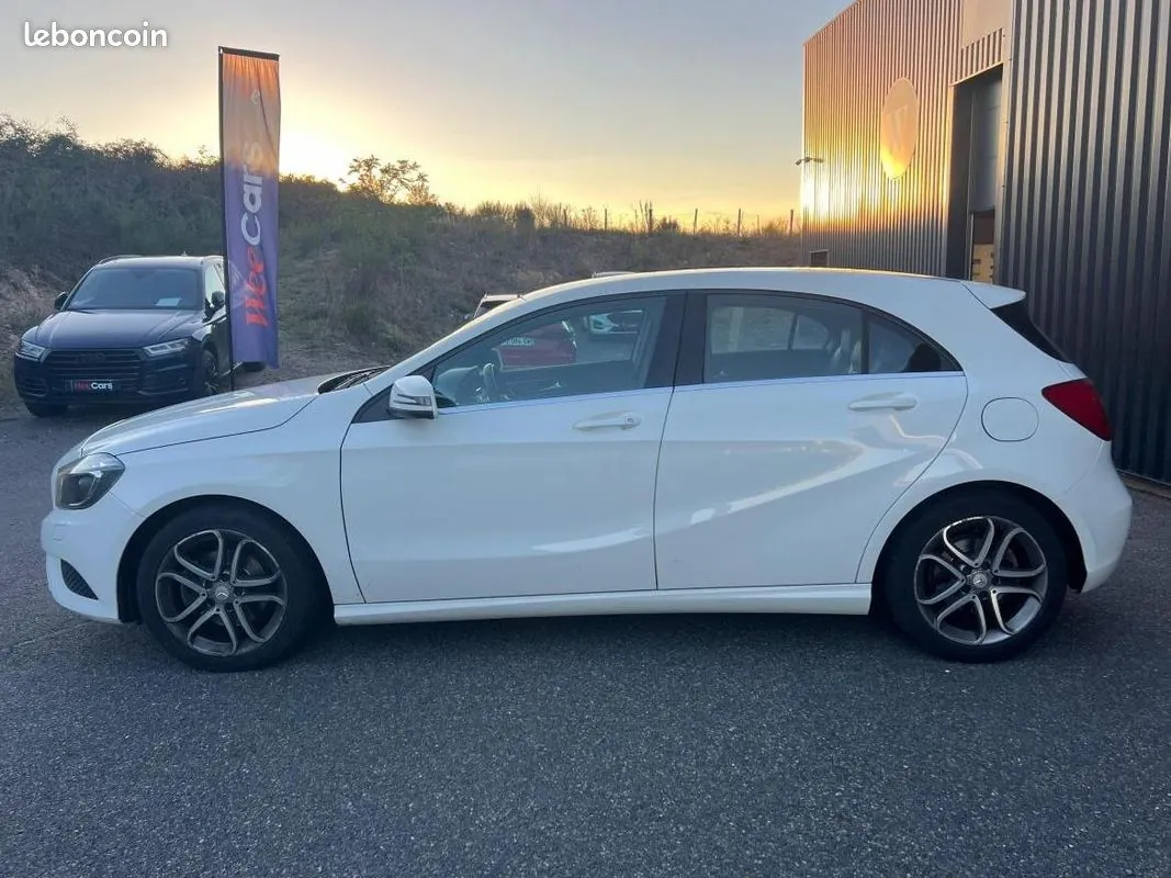 Mercedes-Benz A-Class 2014 photo 4