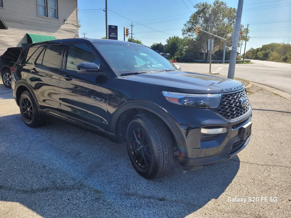 Ford Explorer 2021 photo 3
