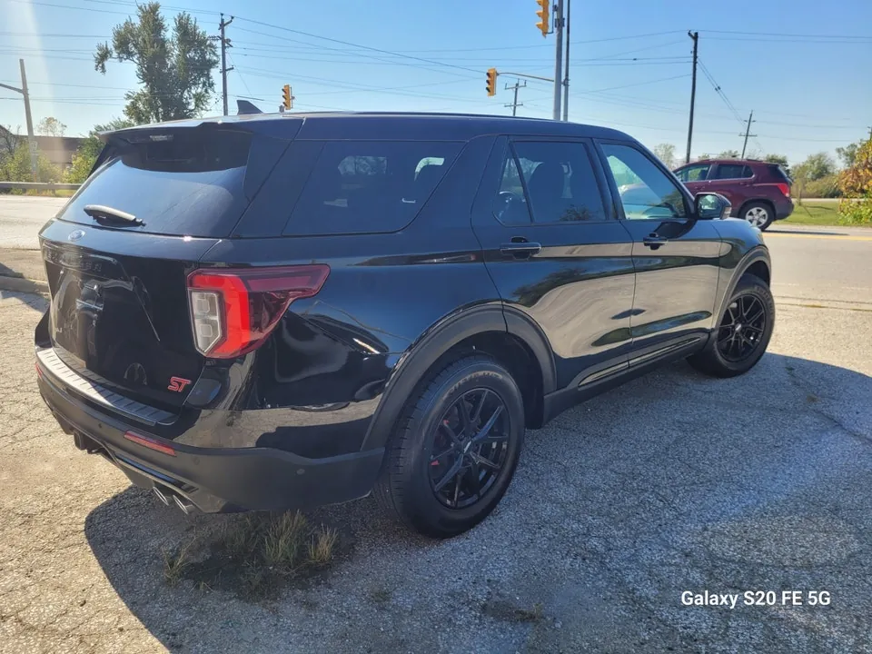 Ford Explorer 2021 photo 4