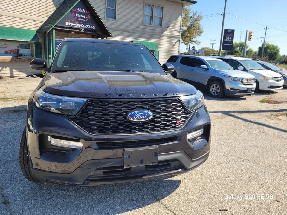 Ford Explorer 2021 photo 2
