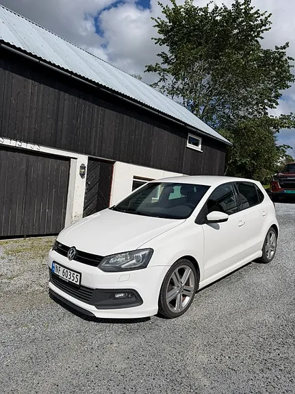 Volkswagen Polo 2013 photo 2