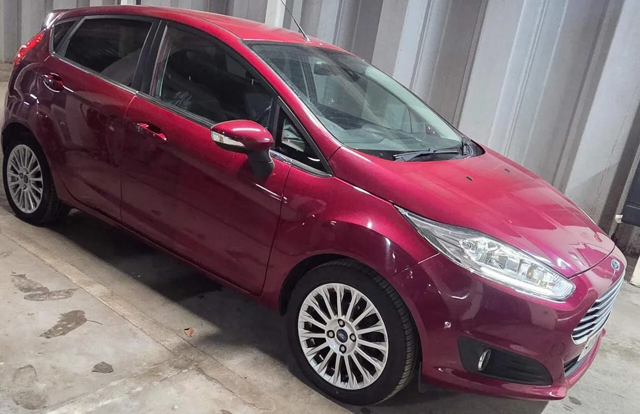 Ford Fiesta 2013 photo 3