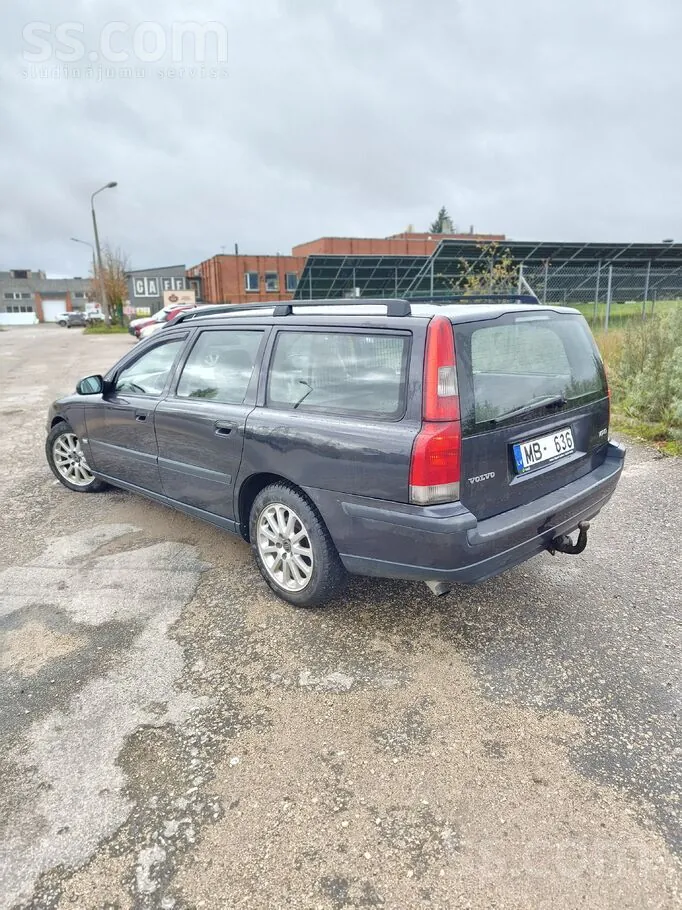 Volvo V70 2000 photo 3