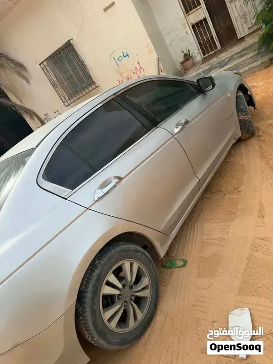 Honda Accord 2010 photo 4