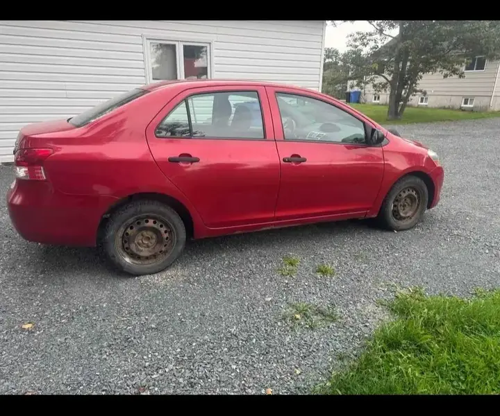 Toyota Yaris 2008 photo 2