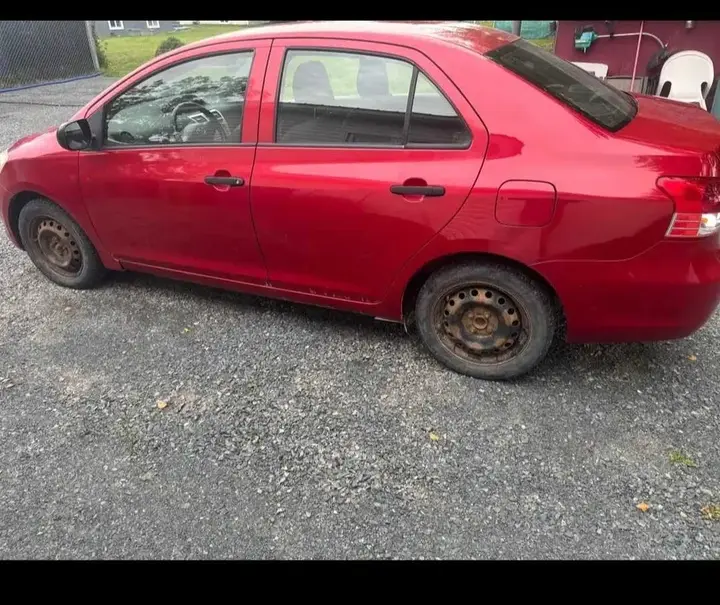 Toyota Yaris 2008 photo 4