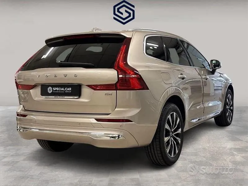 Volvo Xc60 2022 photo 2