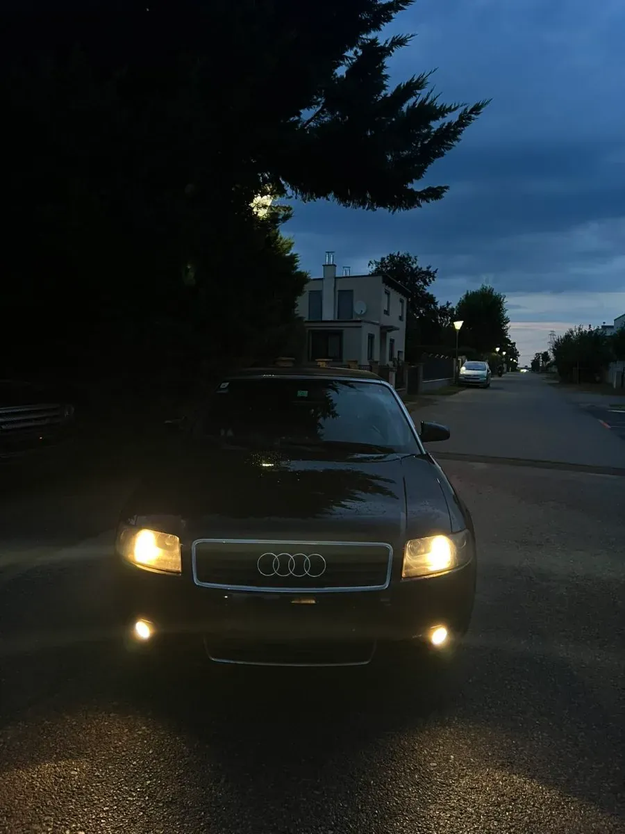 Audi A4 2003 photo 3