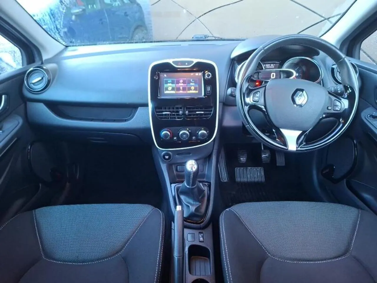 Renault Clio 2016 photo 3