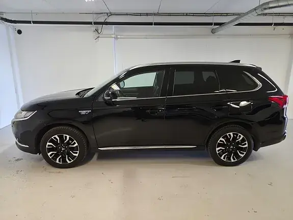 Mitsubishi Outlander 2016 photo 4