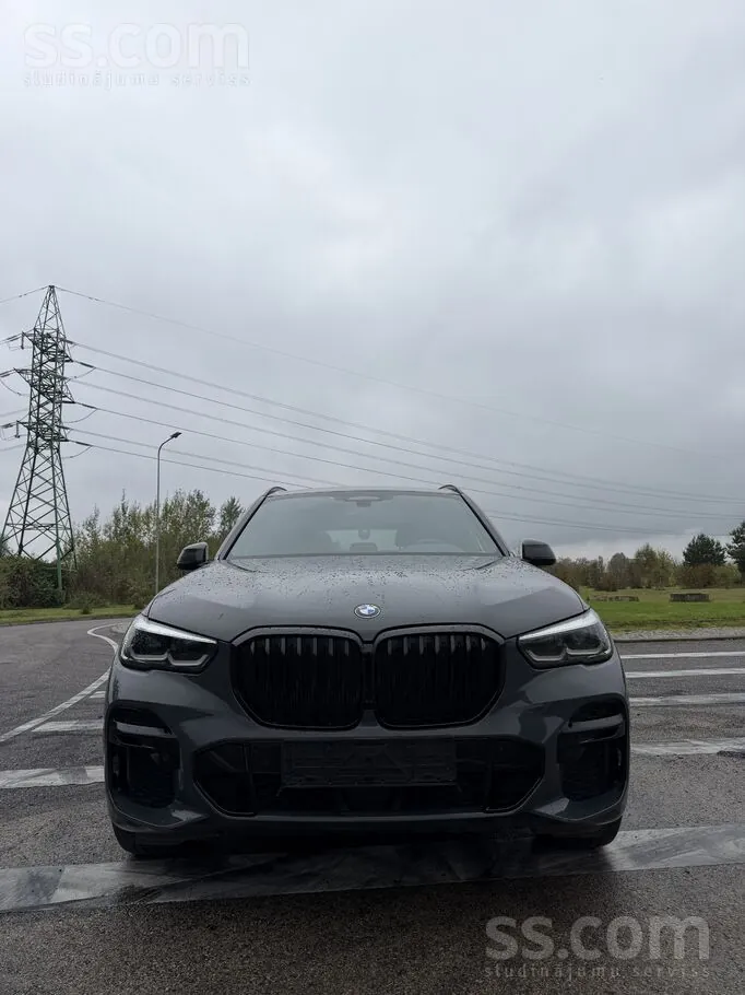 BMW X5 2023 photo 2