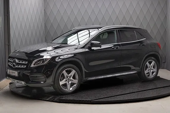 Mercedes-Benz Gla180 2019 photo 2