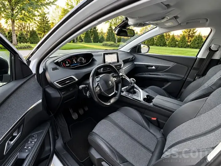 Peugeot 3008 2017 photo 5