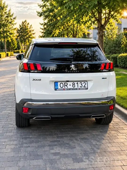 Peugeot 3008 2017 photo 2