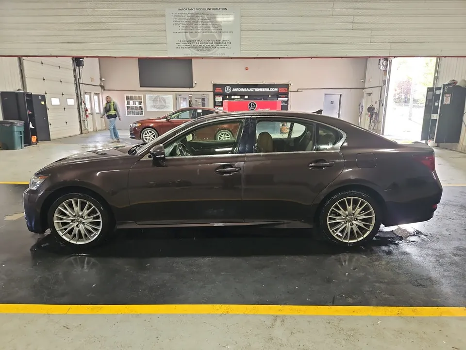 Lexus Gs 2013 photo 2