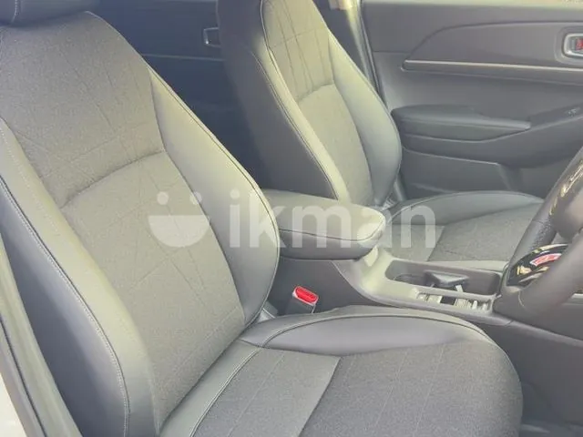 Honda Vezel 2025 photo 5