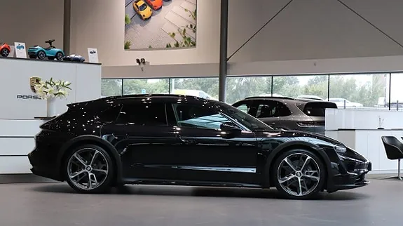 Porsche Taycan Cross Turismo 2022 photo 3