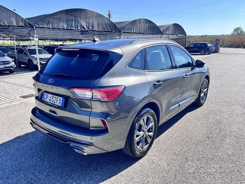 Ford Kuga 2023 photo 3