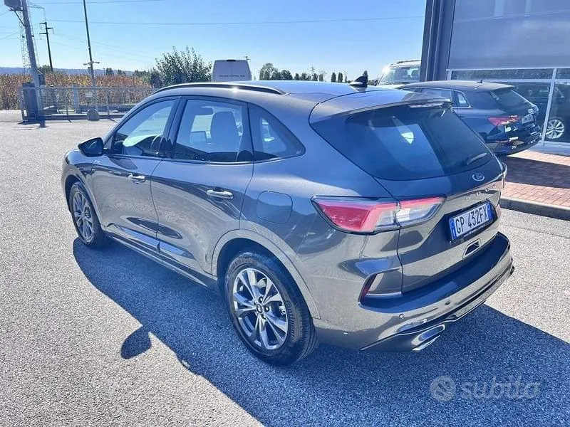 Ford Kuga 2023 photo 4