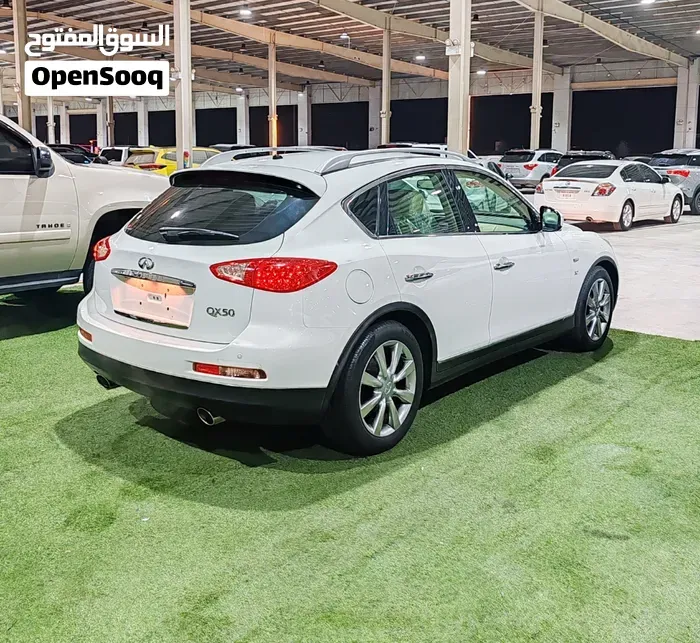 Infiniti Qx50 2015 photo 3
