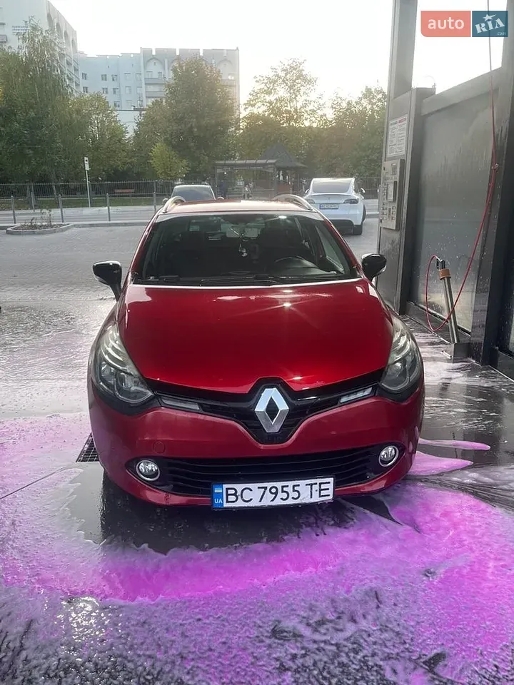 Renault Clio 2014 photo 2