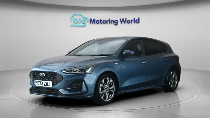 Ford Focus 2023 photo 4