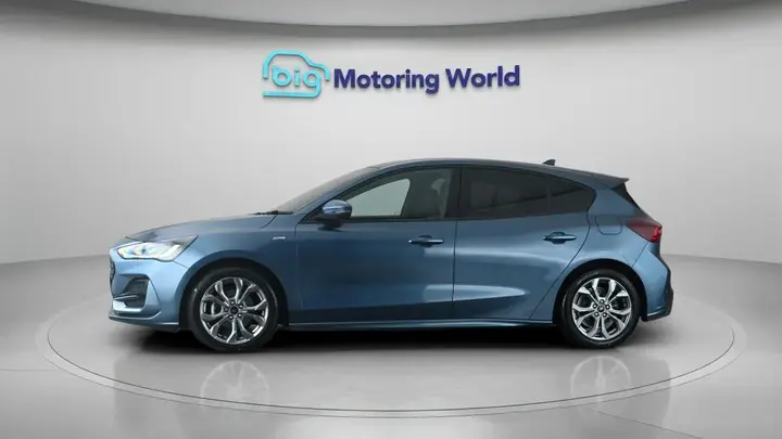 Ford Focus 2023 photo 5